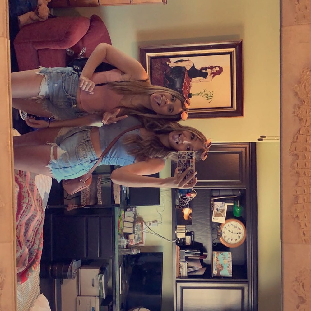 Meet your Posher, Dylin